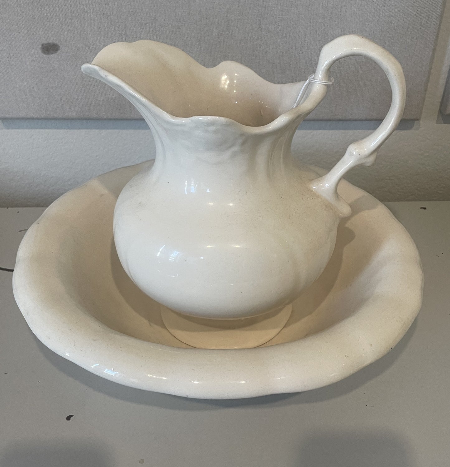 White Pitcher & Basin