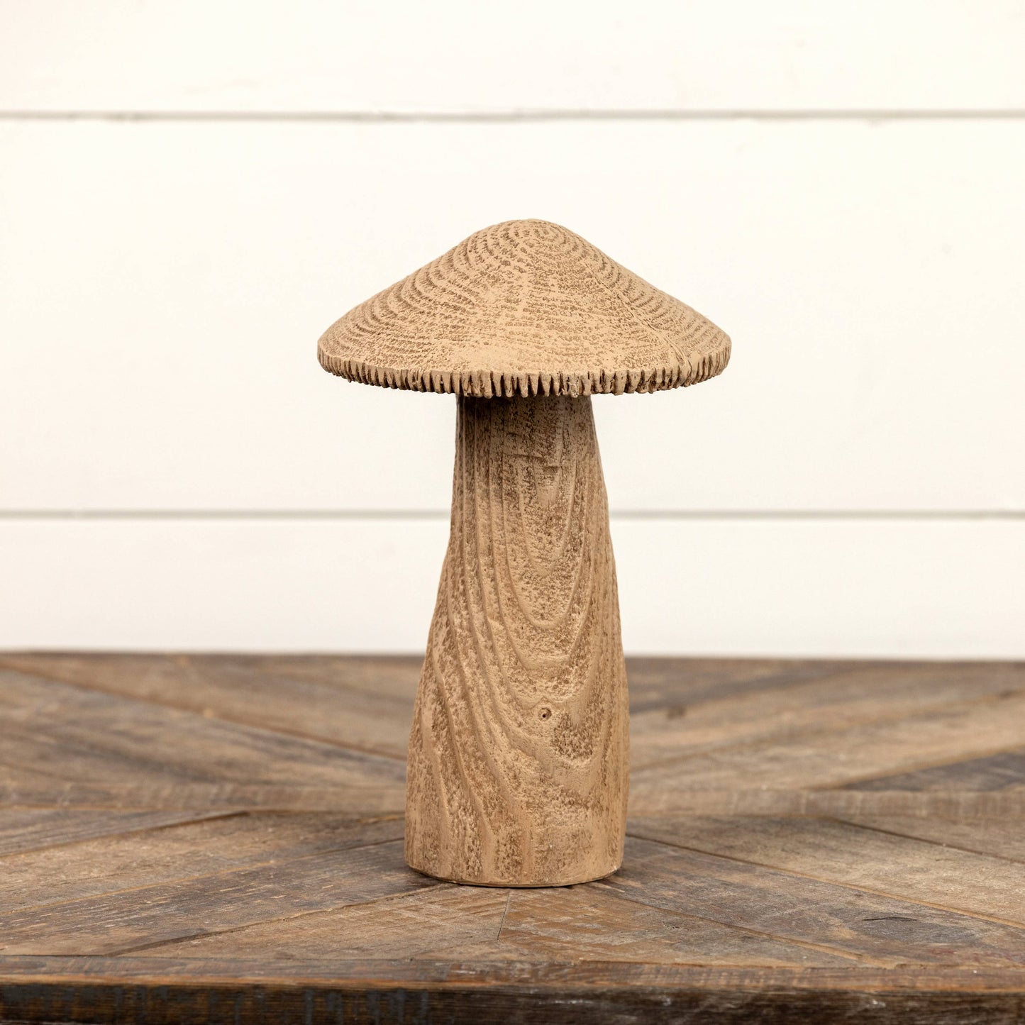 9.5" Natural Mushroom