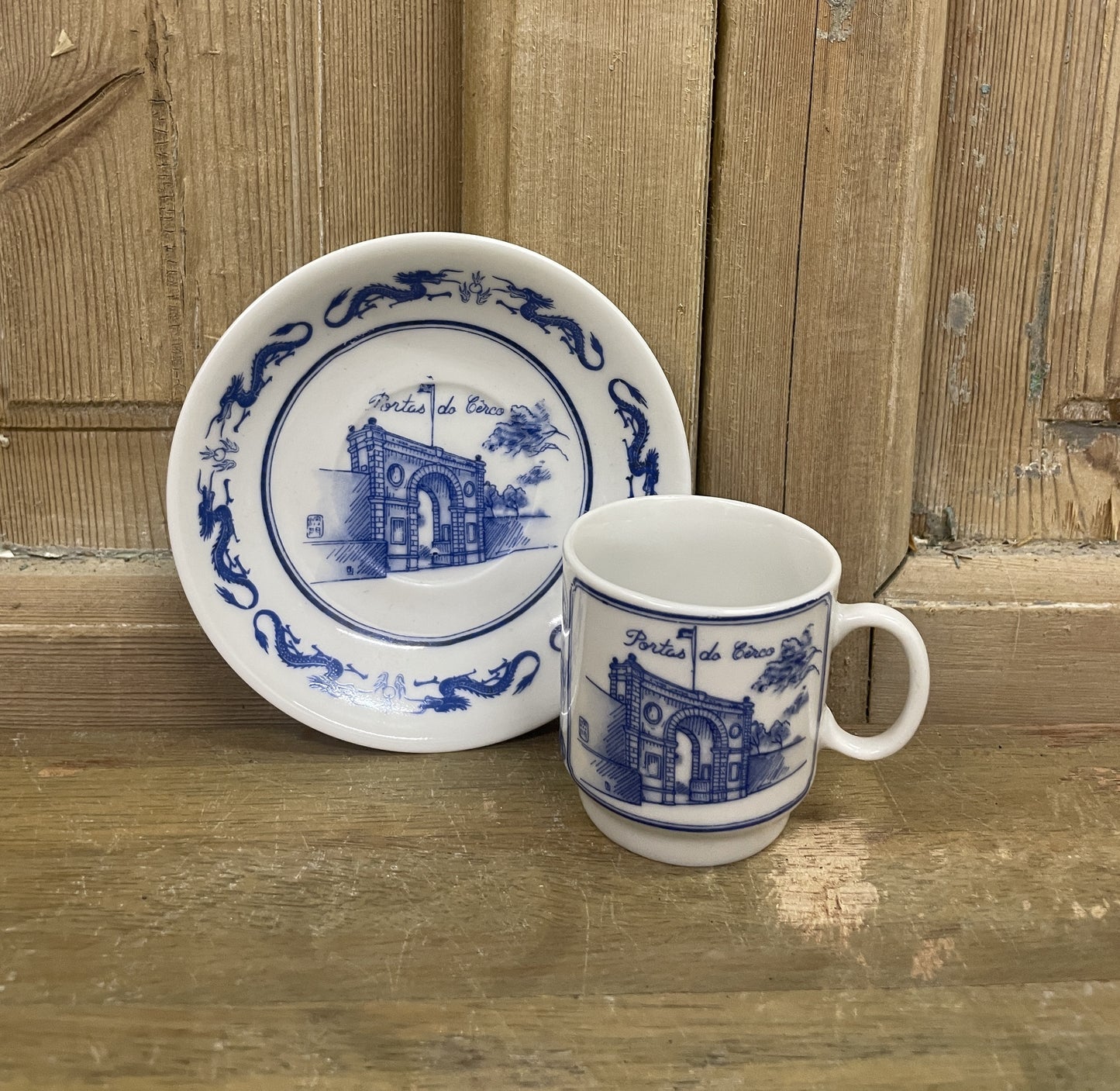Blue & White Teacup/Saucer - Set of 6