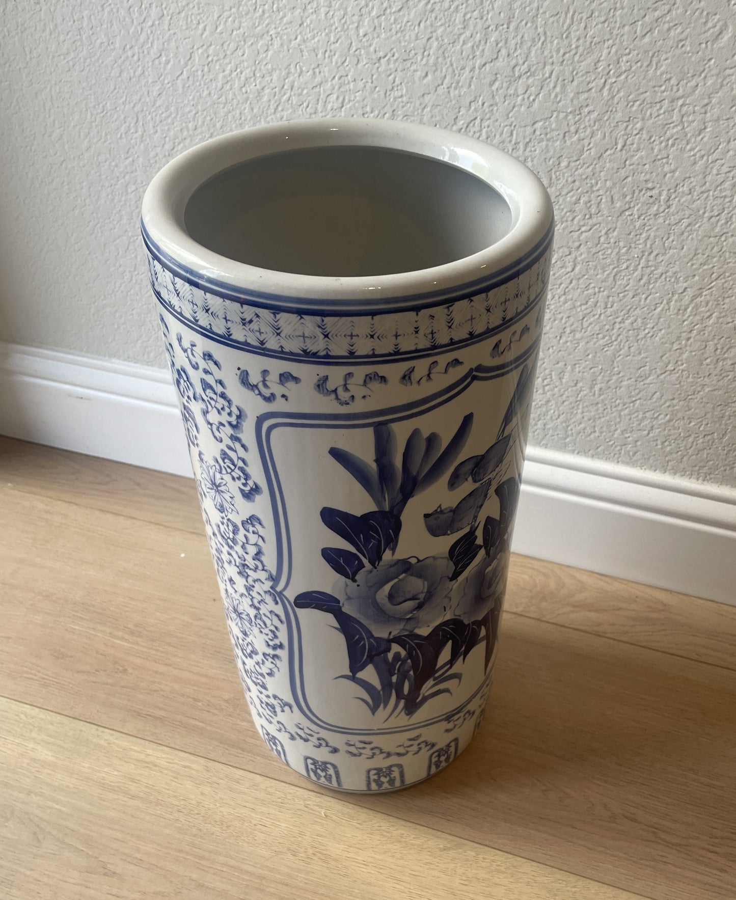 Blue & White Chinoiserie Umbrella Holder