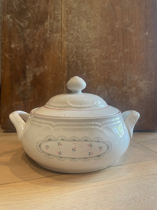 Rosebud Lidded Soup Tureen