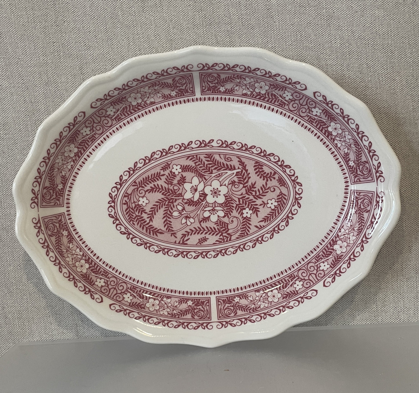 Scalloped Oval Dish